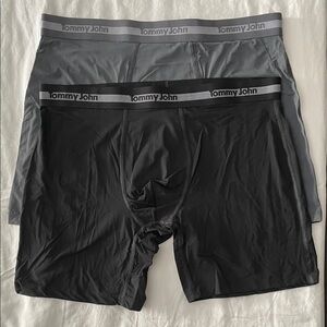 Tommy John Men's Boxer Briefs in Black and Gray - (2) New - No tags